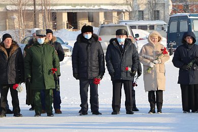 Николай Пальчиков, председатель Думы Когалыма Алла Говорищева, военный комиссар Игорь Пакулев, ветераны Афганистана, неравнодушные когалымчане..